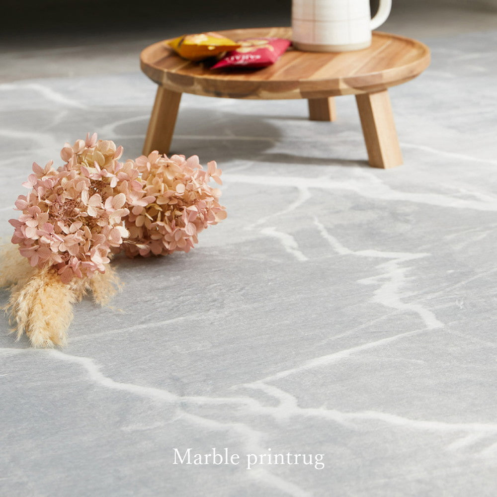 大理石柄のソフトフランネルラグ 海外風インテリアやホワイトコーデにあうシックなデザイン