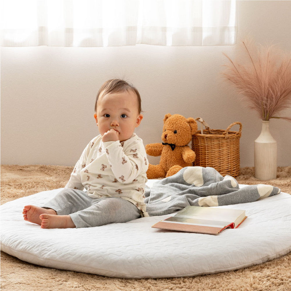 綿100%の円形マルチマット イブル 赤ちゃんの肌にもやさしくやわらかな肌ざわり