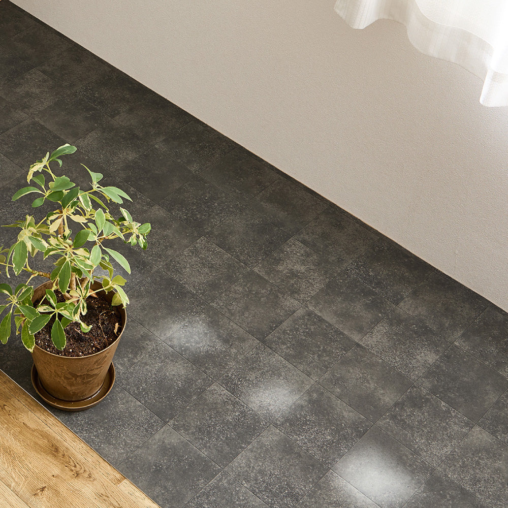 ペットとの暮らしにオススメのクッションフロアカーペット 犬猫対応 滑りにくい・抗菌・消臭