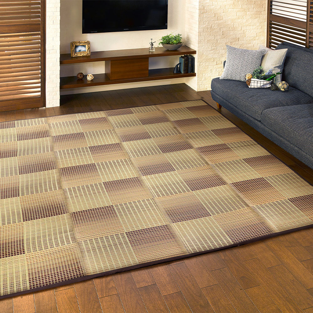 和モダンテイストのい草ラグ クレパス 中材にウレタンを約12mm入れた3層構造