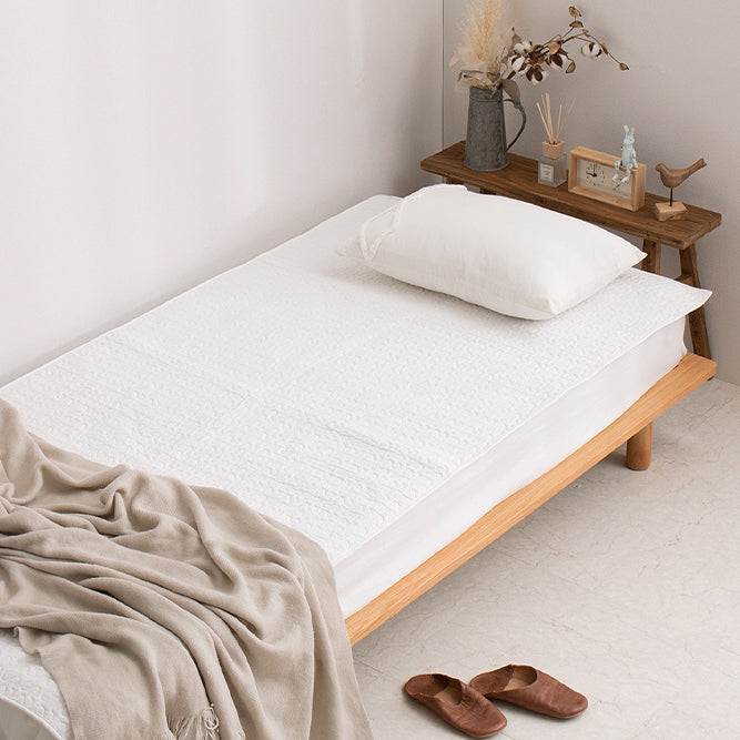 綿100%の敷きパッド イブル赤ちゃんの肌にもやさしくやわらかな肌ざわり