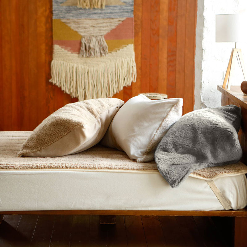 ふわモコ枕カバー ピローケース 暖かくてふわふわの触り心地が秋冬にぴったり 2枚セット【Fab the Home】