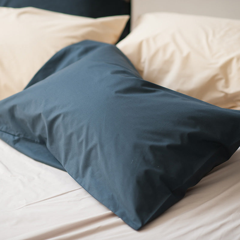 綿100%枕カバー ソリッド なめらかで張りのある触り心地 2枚セット【Fab the Home】