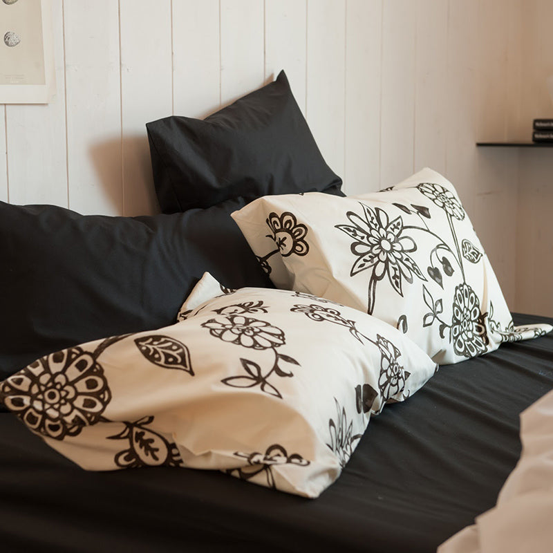 更紗のような東洋の繊細さを持つエイジア エイジア ピローケース 2枚セット【Fab the Home】