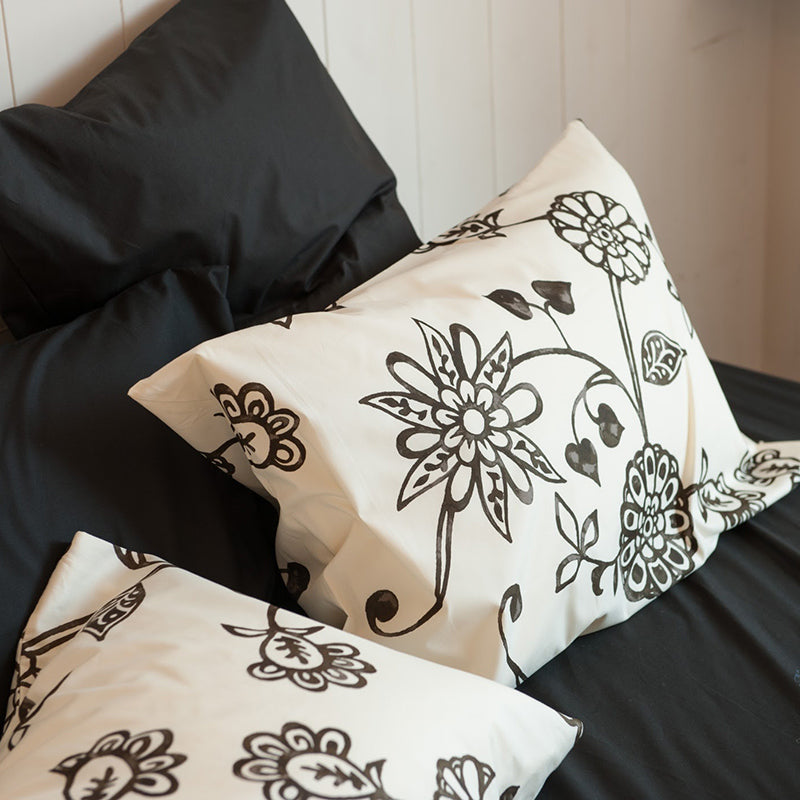 更紗のような東洋の繊細さを持つエイジア エイジア ピローケース 2枚セット【Fab the Home】