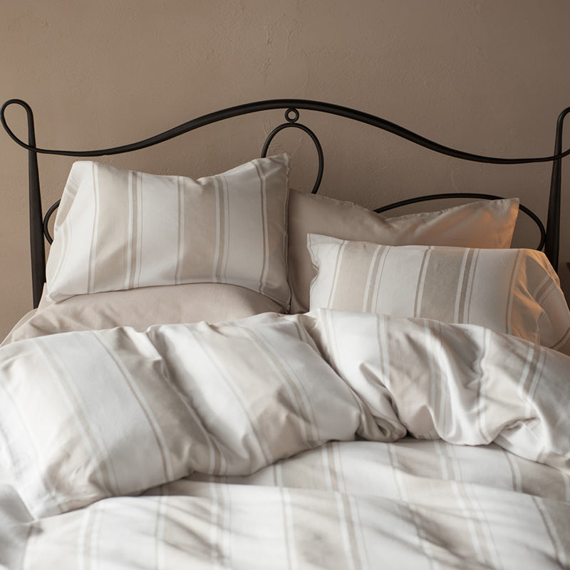 織りと色糸の組合せがシックなストライプ ピローケース 2枚セット【Fab the Home】