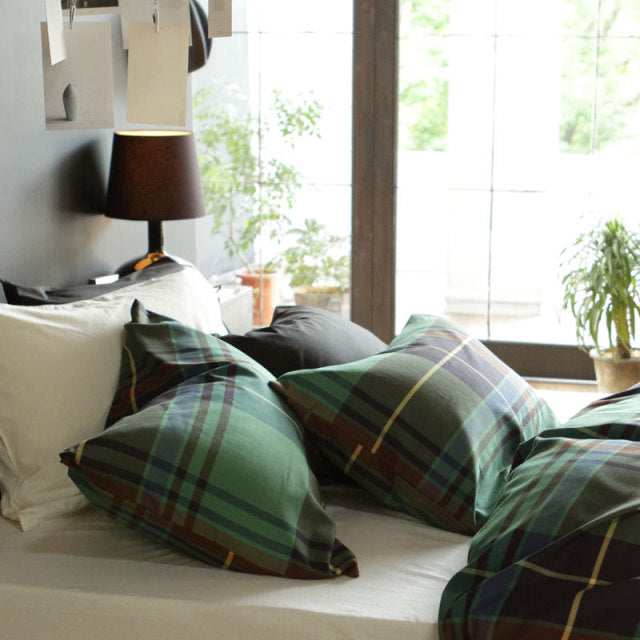 色糸が作るコントラストが美しいツイルチェック ハイランド ピローケース 2枚セット【Fab the Home】