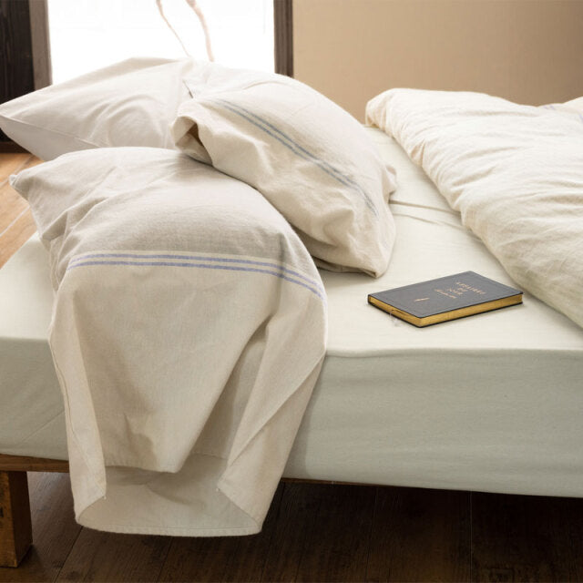 シンプルな先染めファブリックをふんわり起毛させたあたたか肌ざわり レヴィ ピローケース 2枚セット【Fab the Home】