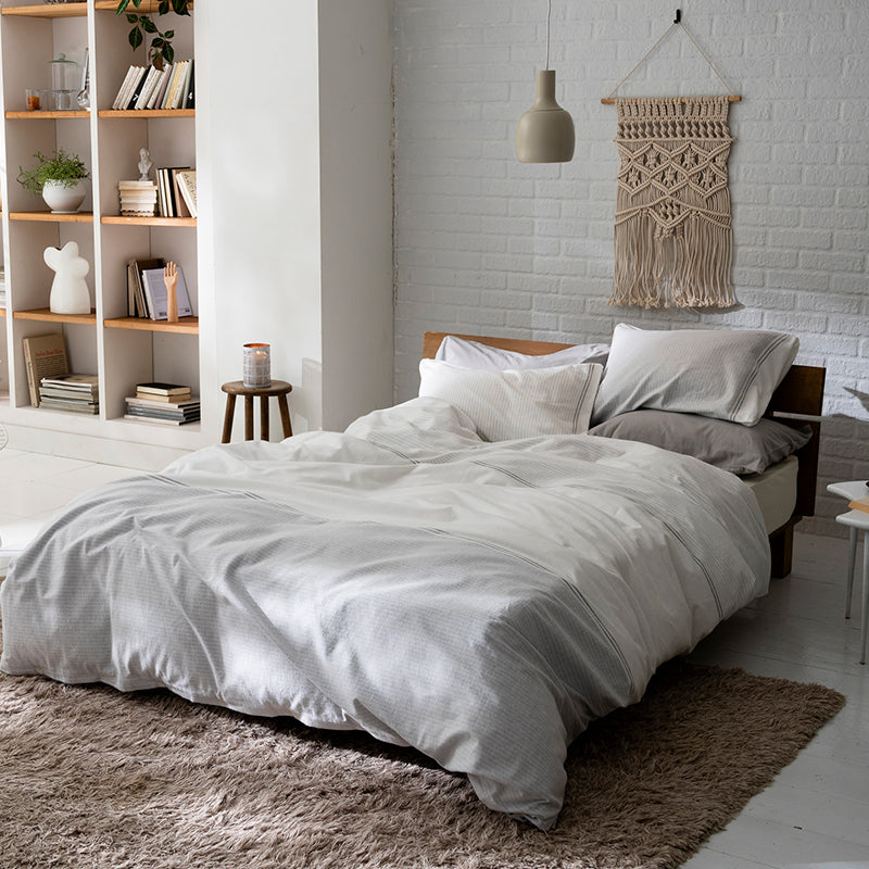 シンプルな先染めファブリックをふんわり起毛させたあたたか肌ざわり レヴィ コンフォーターカバー【Fab the Home】