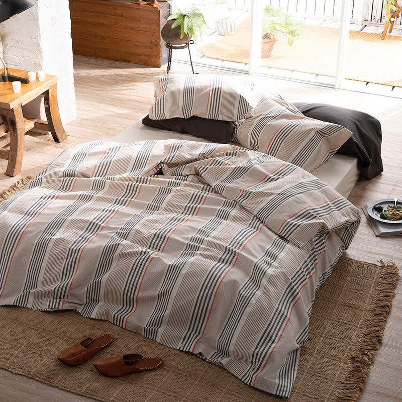 大地の力強さを感じるヘリンボーンストライプ テラ コンフォーターカバー【Fab the Home】