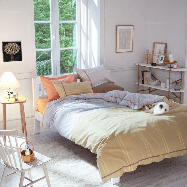 ベイクドカラーの先染め糸でツートンに織り上げた リーナ コンフォーターカバー【Fab the Home】