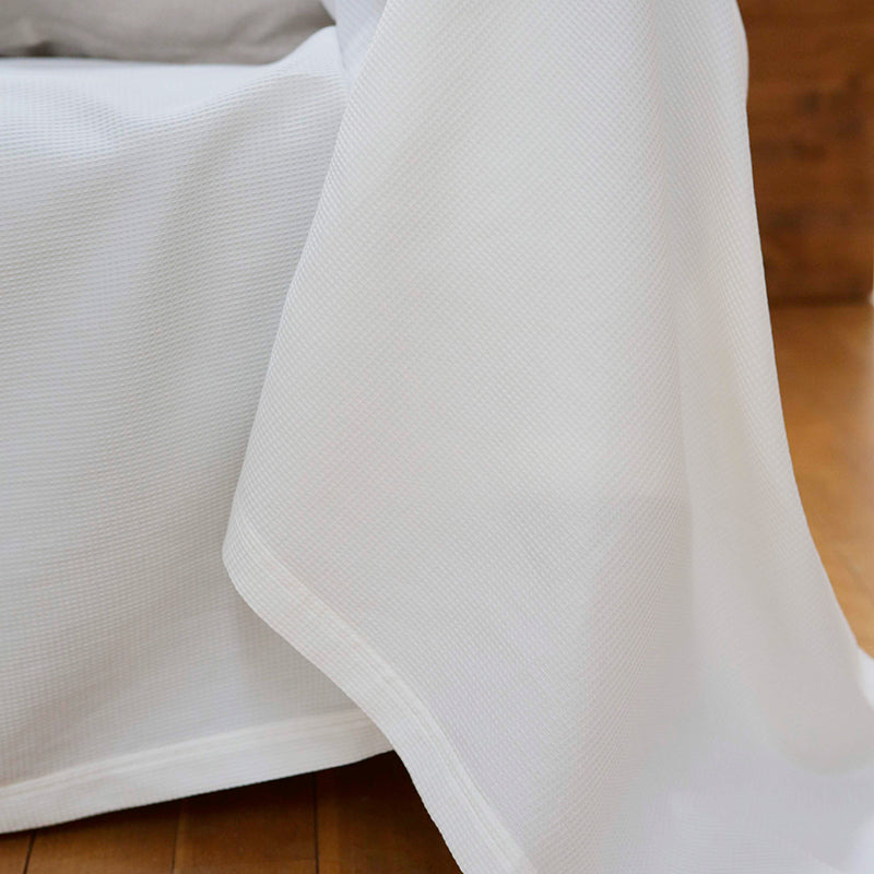 凹凸織りでデコボコ表面のハニカム マルチカバー 吸湿・発散性でサラサラ【Fab the Home】