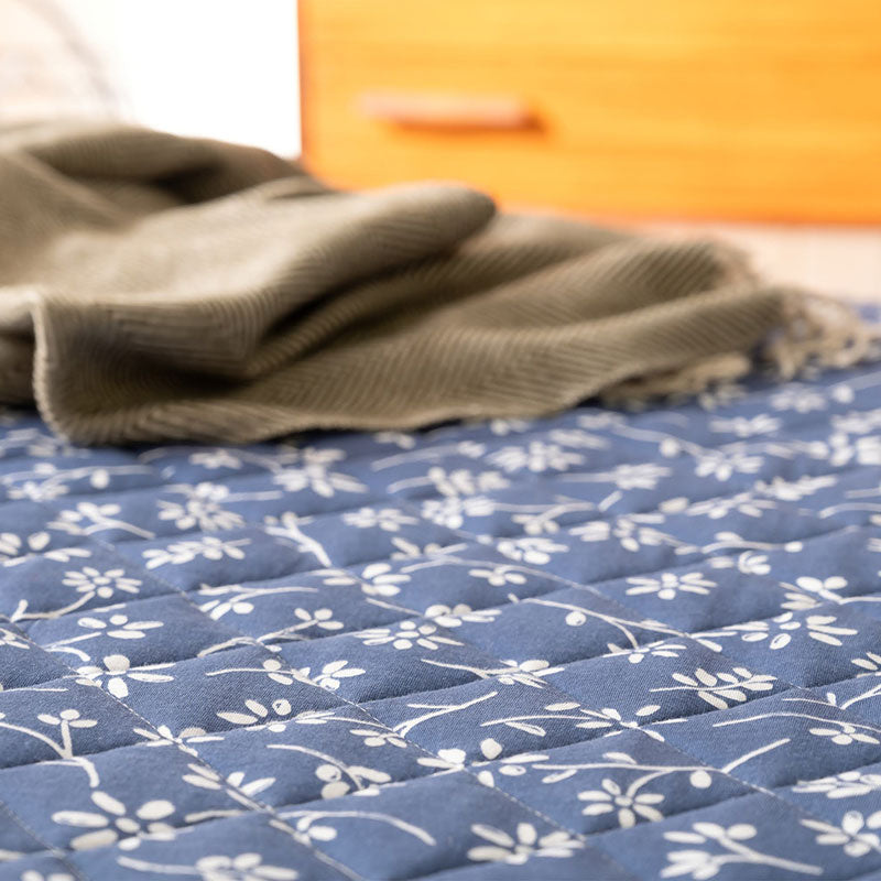 平編みコットンニットのフラワープリント 敷きパッド ジニア【Fab the Home】