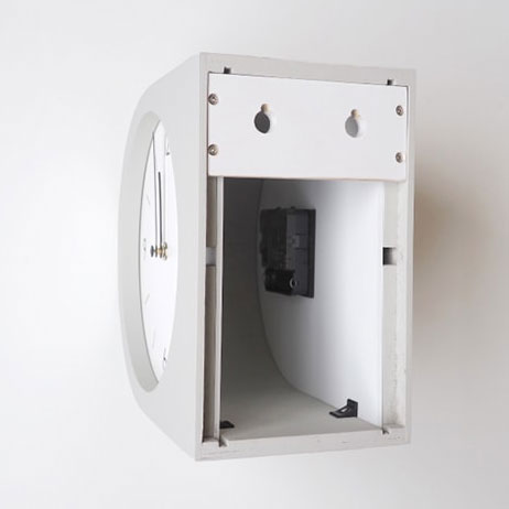 ミニマルでコンパクトな両面時計のウォールクロック Madeto - マデト