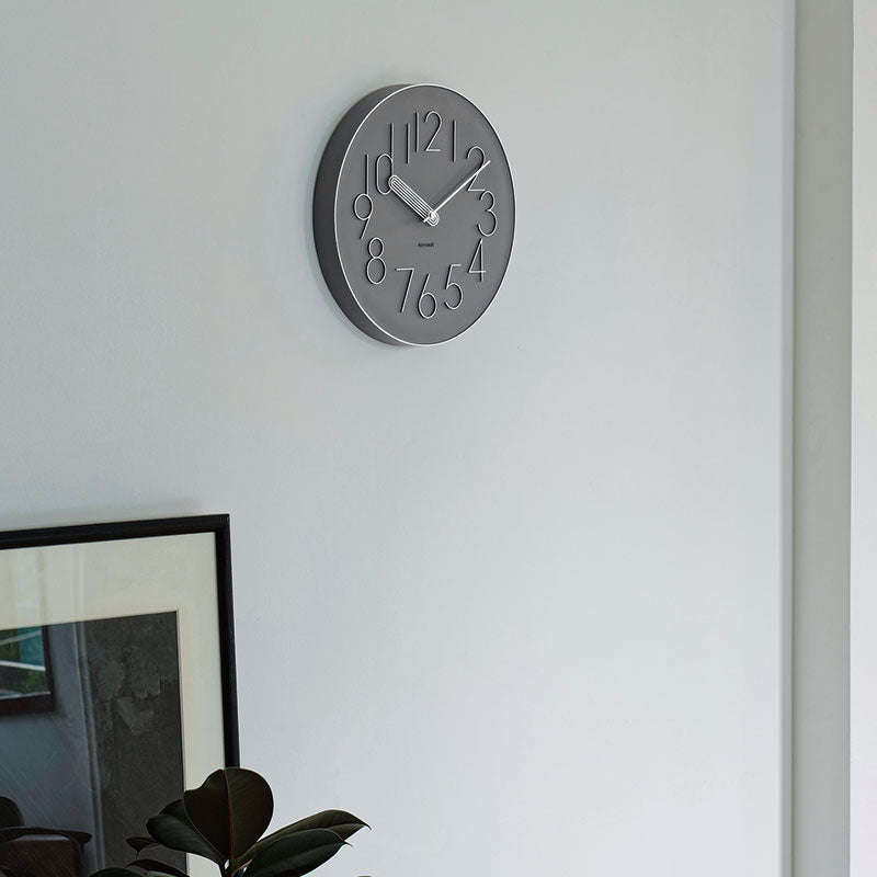 70年代に流行したフォントを使ったレトロモデルのウォールクロック Boork - ボールク