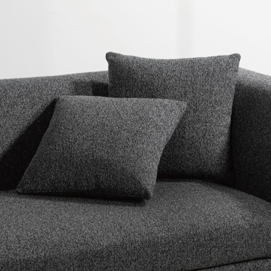 【開梱設置配送】上質なファブリックと細身のスチール脚カウチソファ