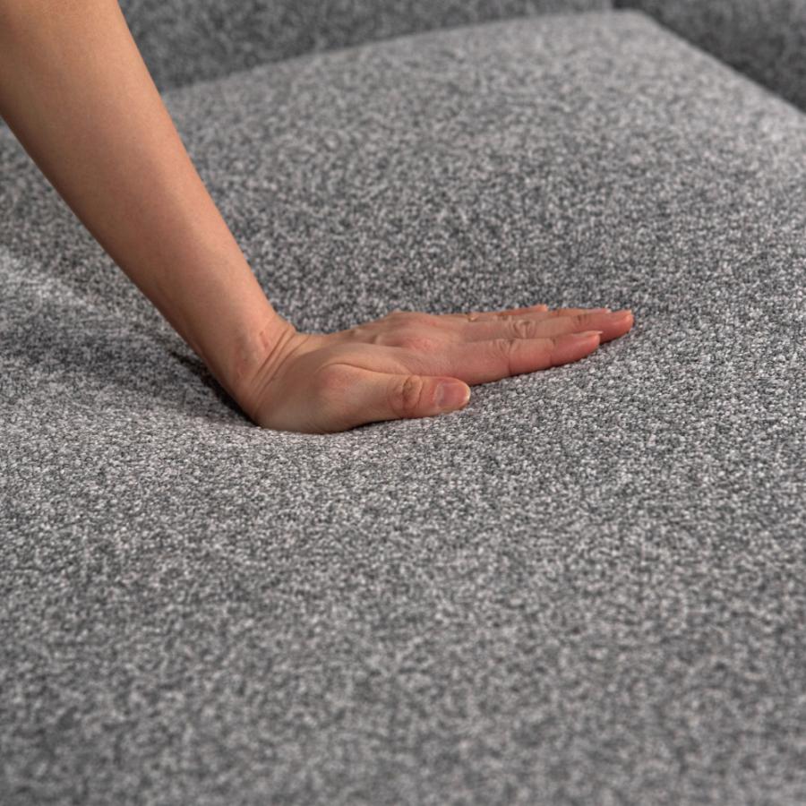 【開梱設置配送】上質なファブリックと細身のスチール脚カウチソファ