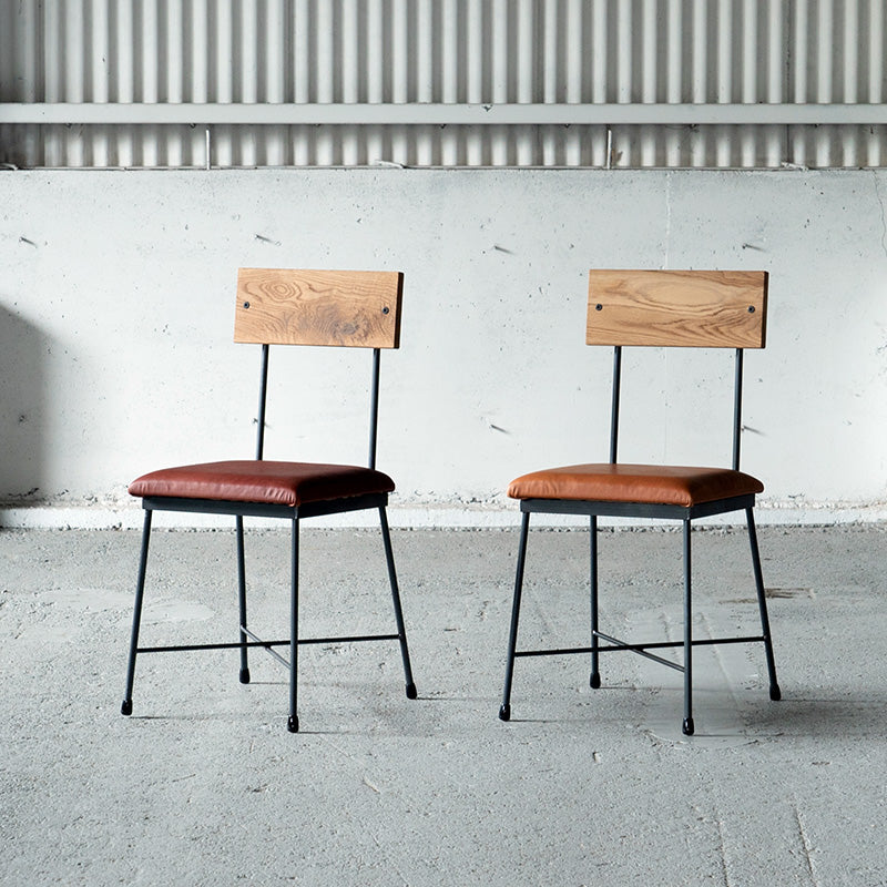 クロカワ鉄と本革を使用したダイニングチェア 本革使用