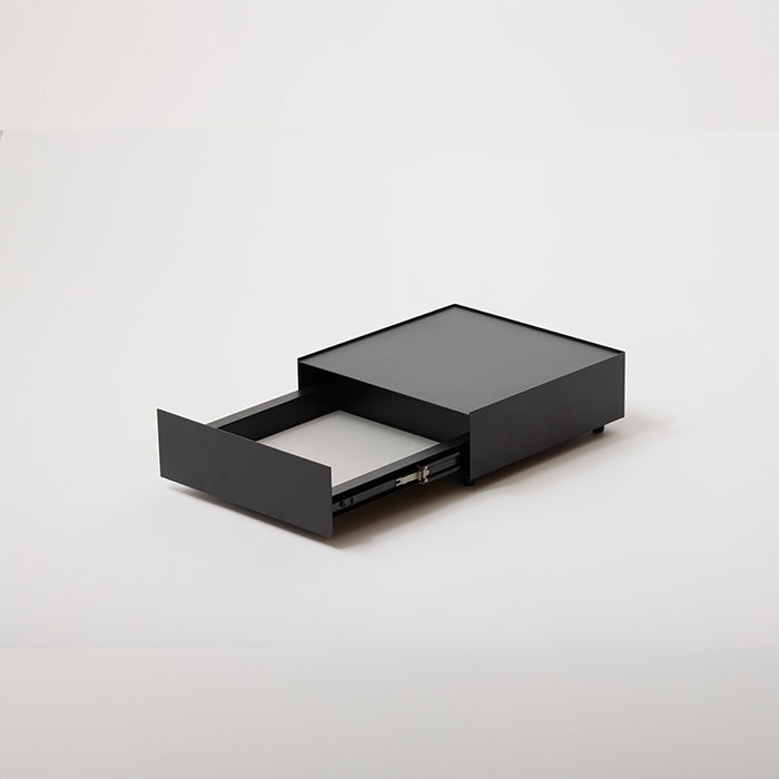 「見せる、隠す、小さな倉庫」キャビネットの引き出しを一段だけ取り出したようなストレージ KaKuKo