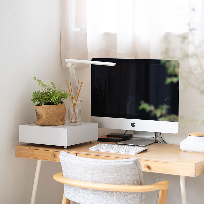 「見せる、隠す、小さな倉庫」キャビネットの引き出しを一段だけ取り出したようなストレージ KaKuKo