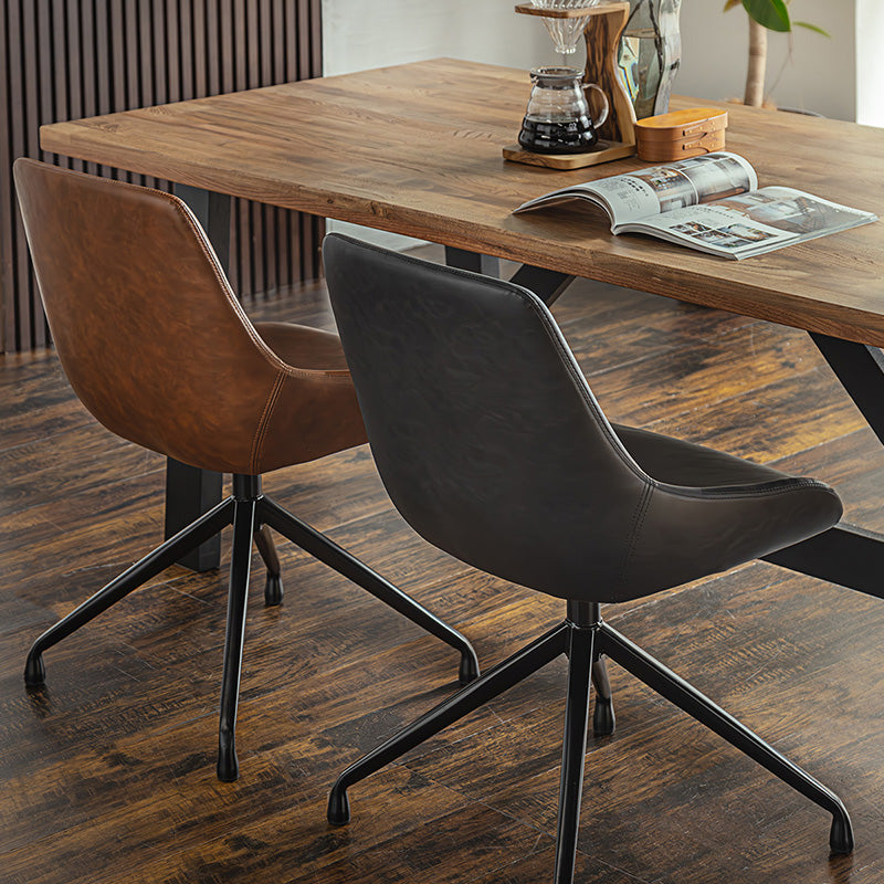 丸みのあるフォルムのラウンドチェア 回転式