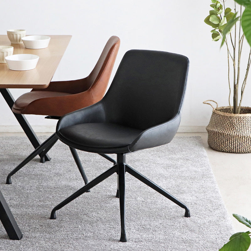 丸みのあるフォルムのラウンドチェア 回転式