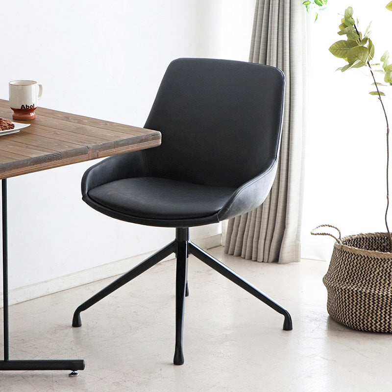 丸みのあるフォルムのラウンドチェア 回転式