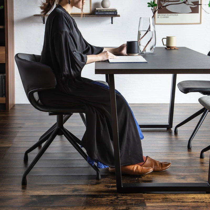 ダイニングテーブル 幅160cm 暮らしを守る耐水・耐摩耗・耐熱DAP天板の一台