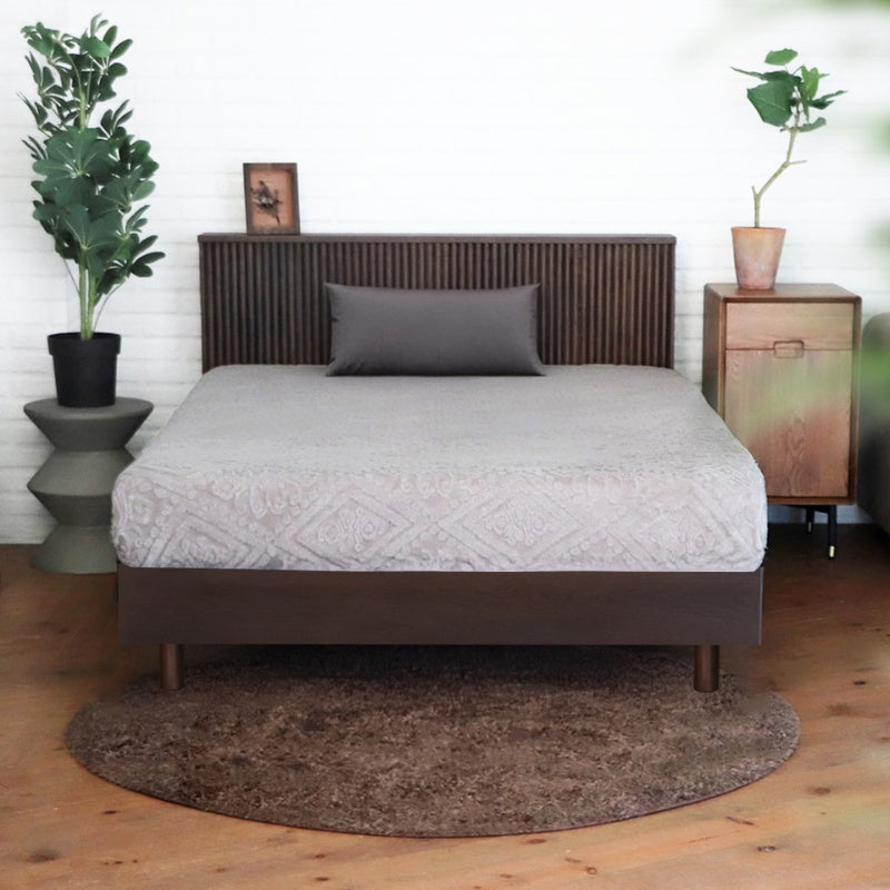 ベッドフレーム 3サイズ展開|格子ヘッド×天然木で寝室を上質に整える シングル~ダブル