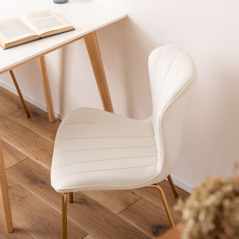 ベロア調の生地×アンティークゴールド脚のチェア