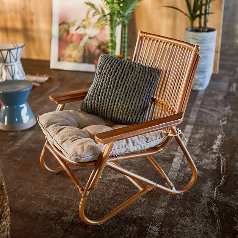 パーソナルチェア 天然木×ラタンの優雅な座り心地 籐椅子