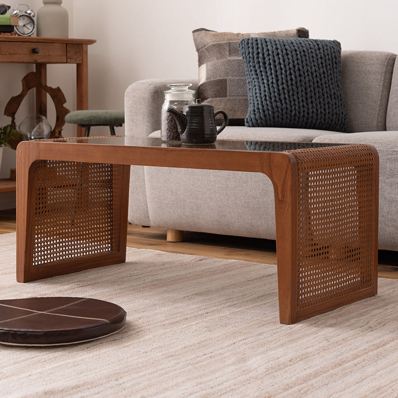 天然ラタンで編まれたメッシュをあしらったガラステーブル センターテーブル