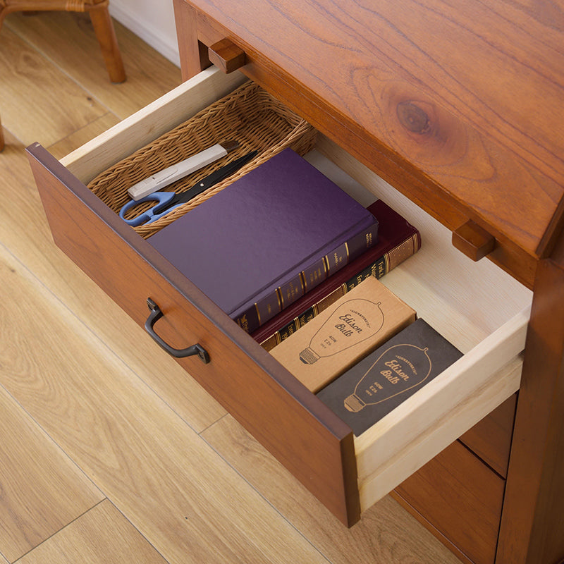 ライティングチェスト 天然木の豊かな風合いと統一感のある黒アイアンが特徴