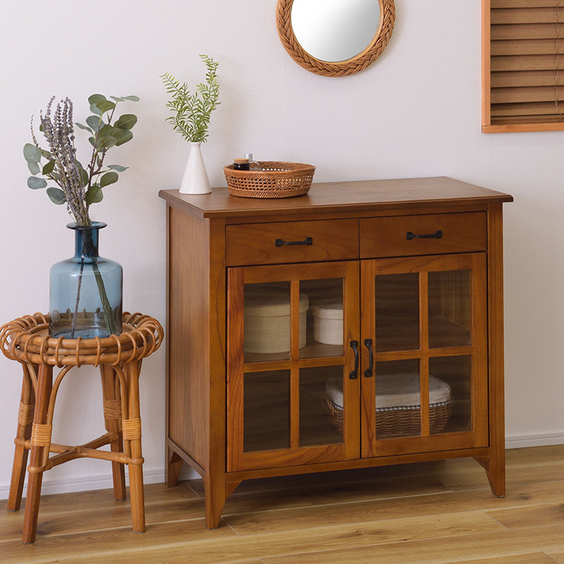 キャビネット 天然木の豊かな風合いと統一感のある黒アイアンが特徴