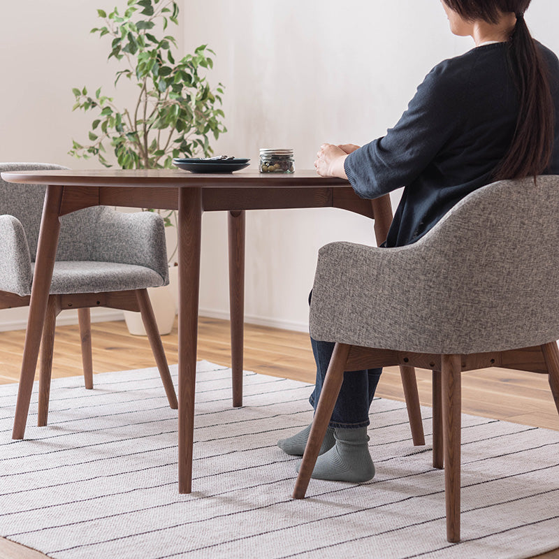 円形ダイニングテーブル 落ちついた色・丸みのあるデザイン 直径110cm 3人~4人 丸テーブル