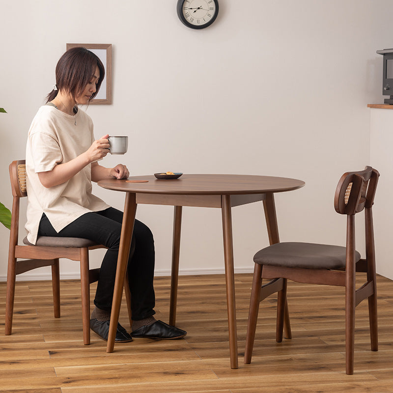コンパクトタイプのラウンドテーブル 1人~2人用ダイニング