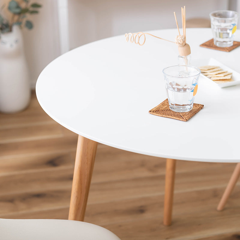 コンパクトタイプのラウンドテーブル 1人~2人用ダイニング