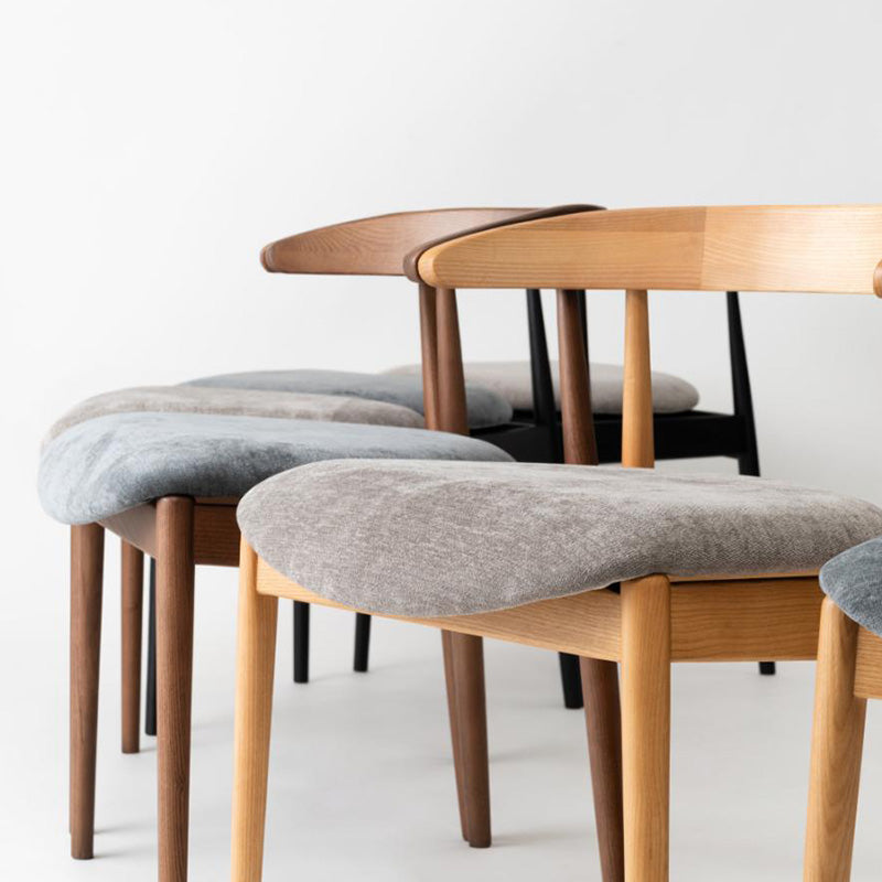 【2脚セット】背面の曲線美が美しいダイニングチェア お掃除ロボット対応