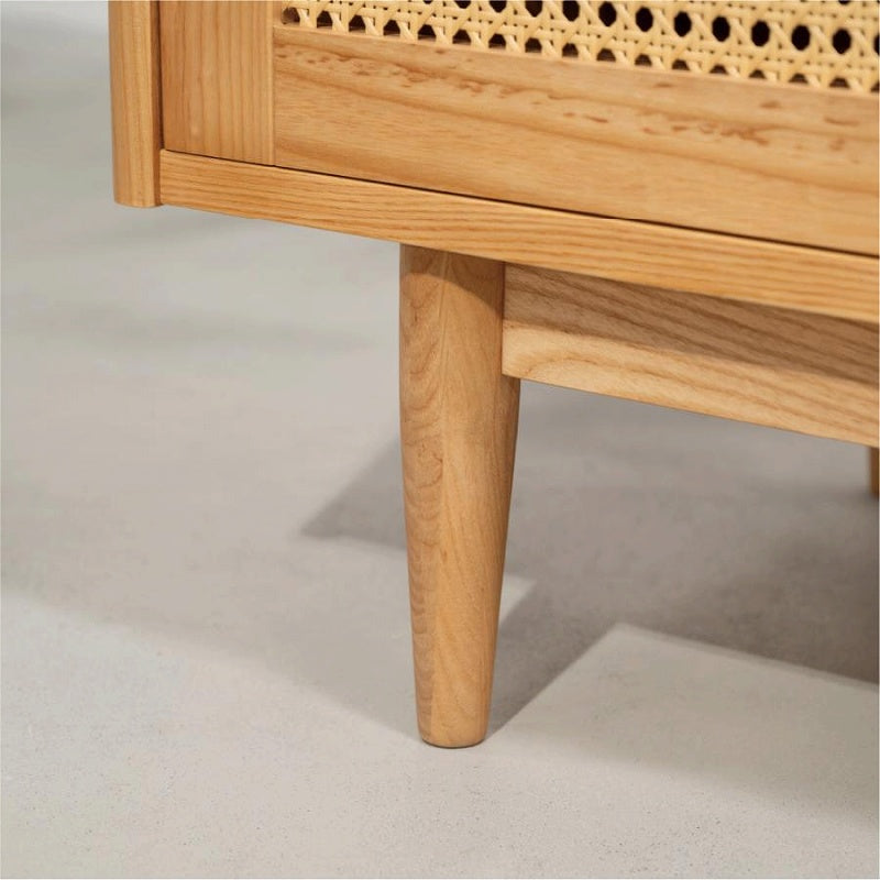 キャビネット 視線を惹きつける、かごめ編みの上質デザイン 可動棚付き ラタン調デザイン