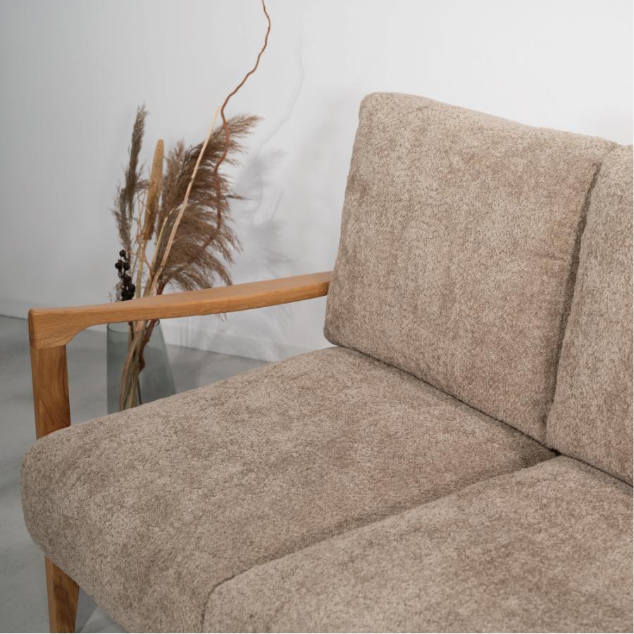 【開梱設置配送】3人掛けソファ 凹凸のある表情が魅力のブークレ生地を使用