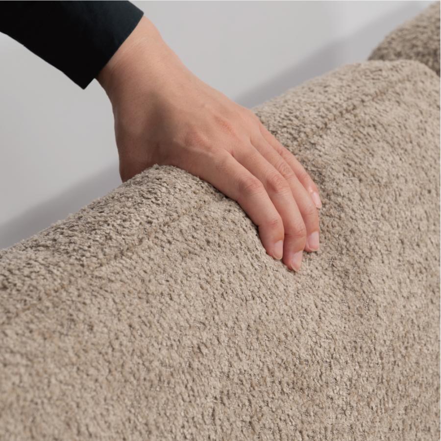 【開梱設置配送】3人掛けソファ 人気のブークレ生地を使用