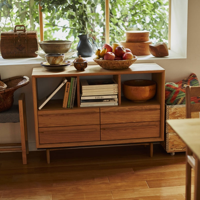 オークの質感が引き立つ 多機能オープンチェスト