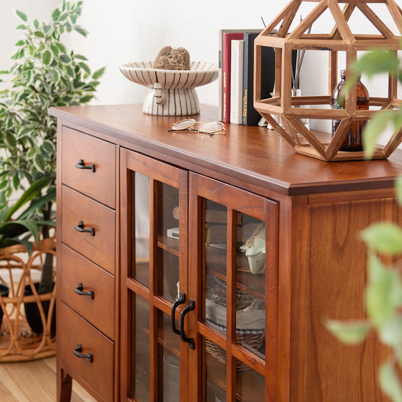 ミンディ材の風合いを楽しむ キャビネット