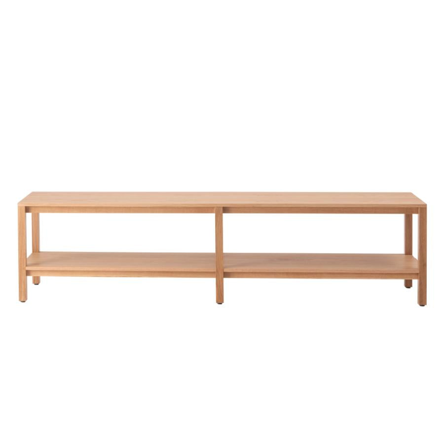 シンプルでスクエアなデザインのローボード