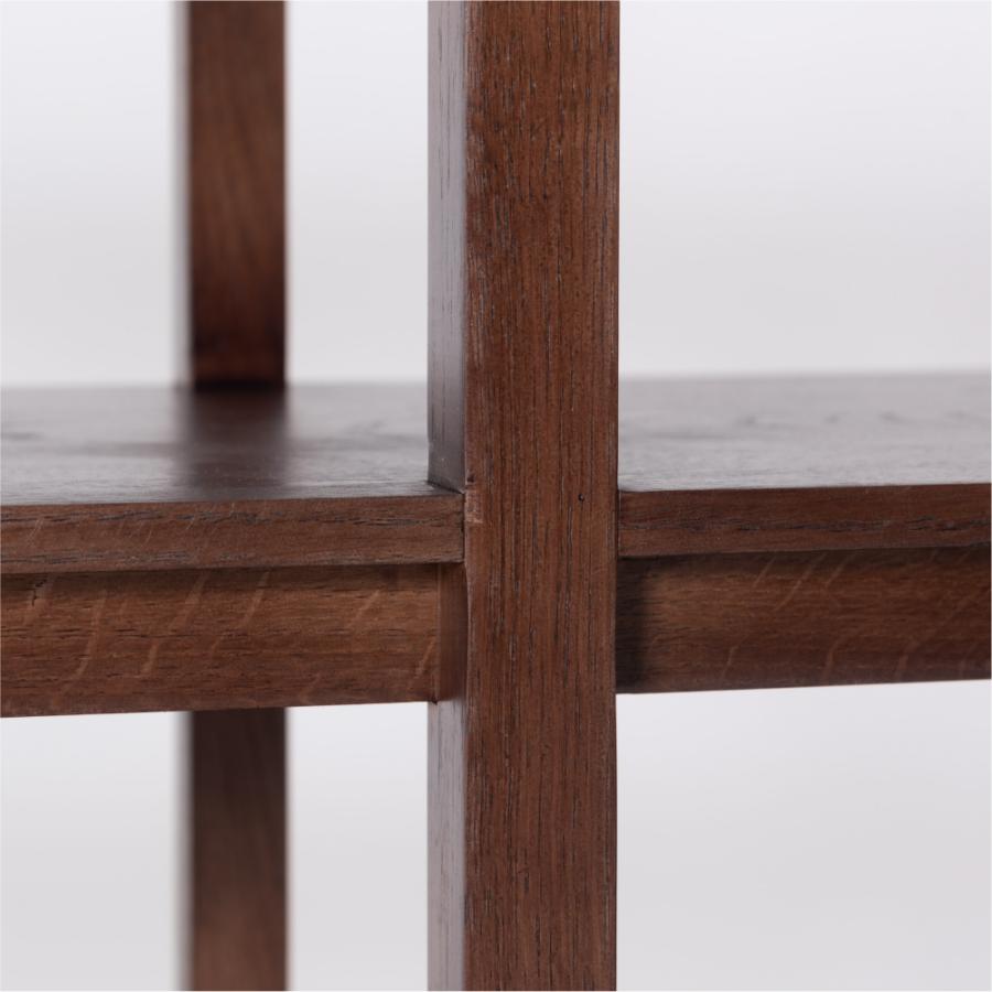 シンプルでスクエアなデザインのオープンシェルフ 幅120cm