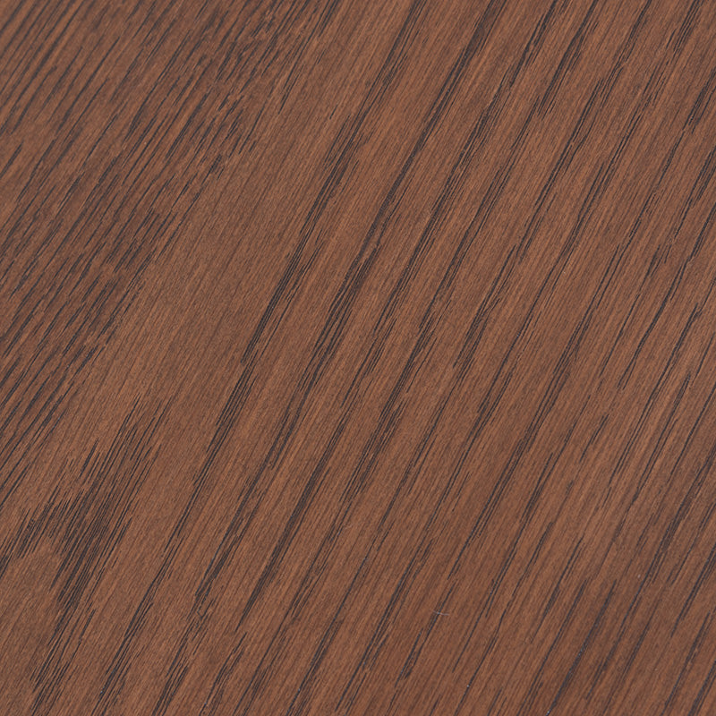 無機質なインダストリアルテイストのリビングテーブル