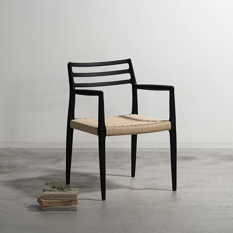 ペーパーコードを使用したアームチェア ダイニングチェア