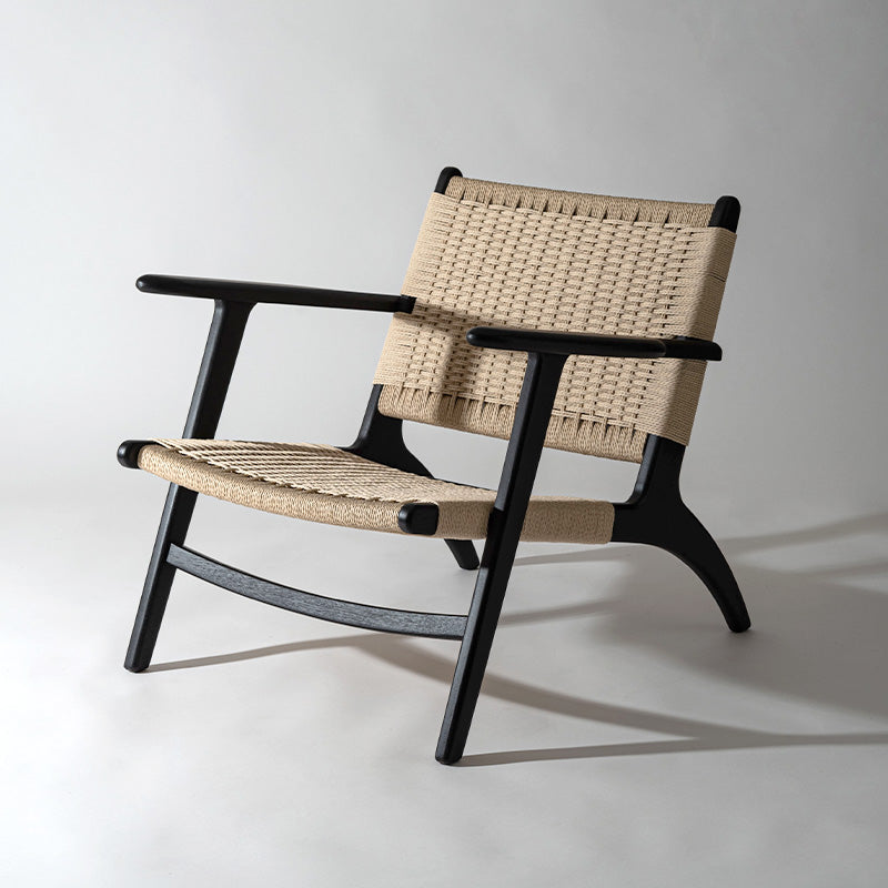 ペーパーコードを使用したラウンジチェア