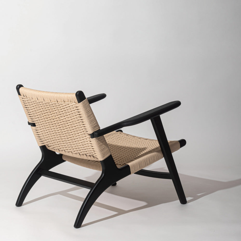 ペーパーコードを使用したラウンジチェア