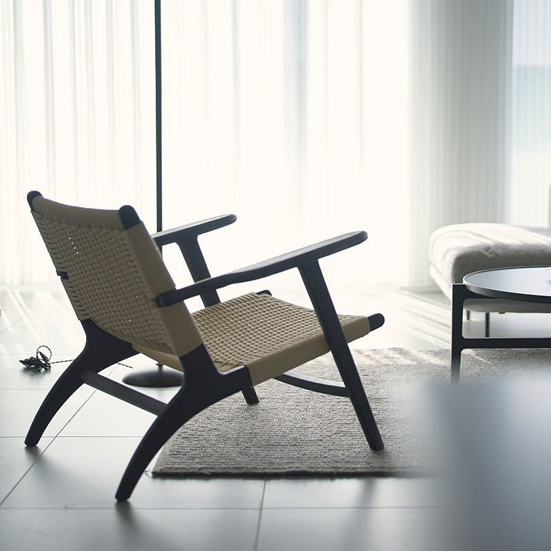 ペーパーコードを使用したラウンジチェア